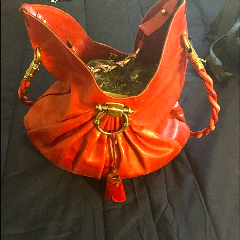 Women’s Ferragamo bag